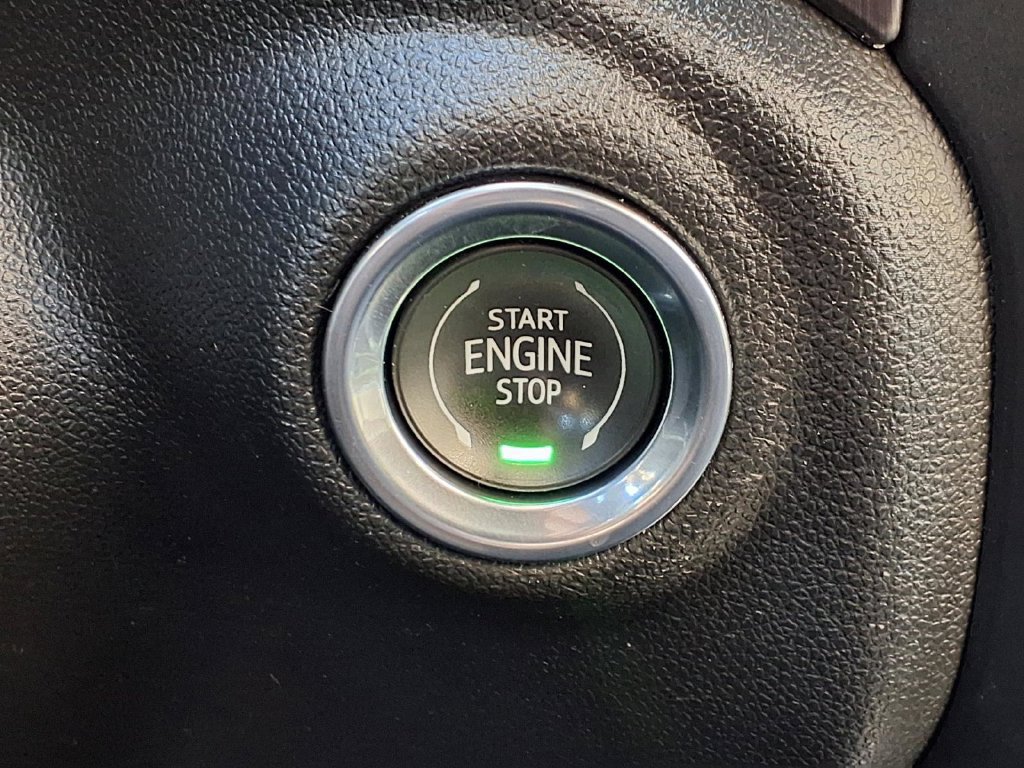 Used 2020 GMC Sierra 2500 AT4 w/ AT4 Premium Package AWD/4WD image 8