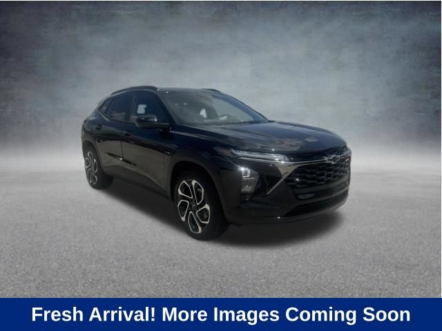 Used 2026 Chevrolet Trax RS w/ Sunroof Package