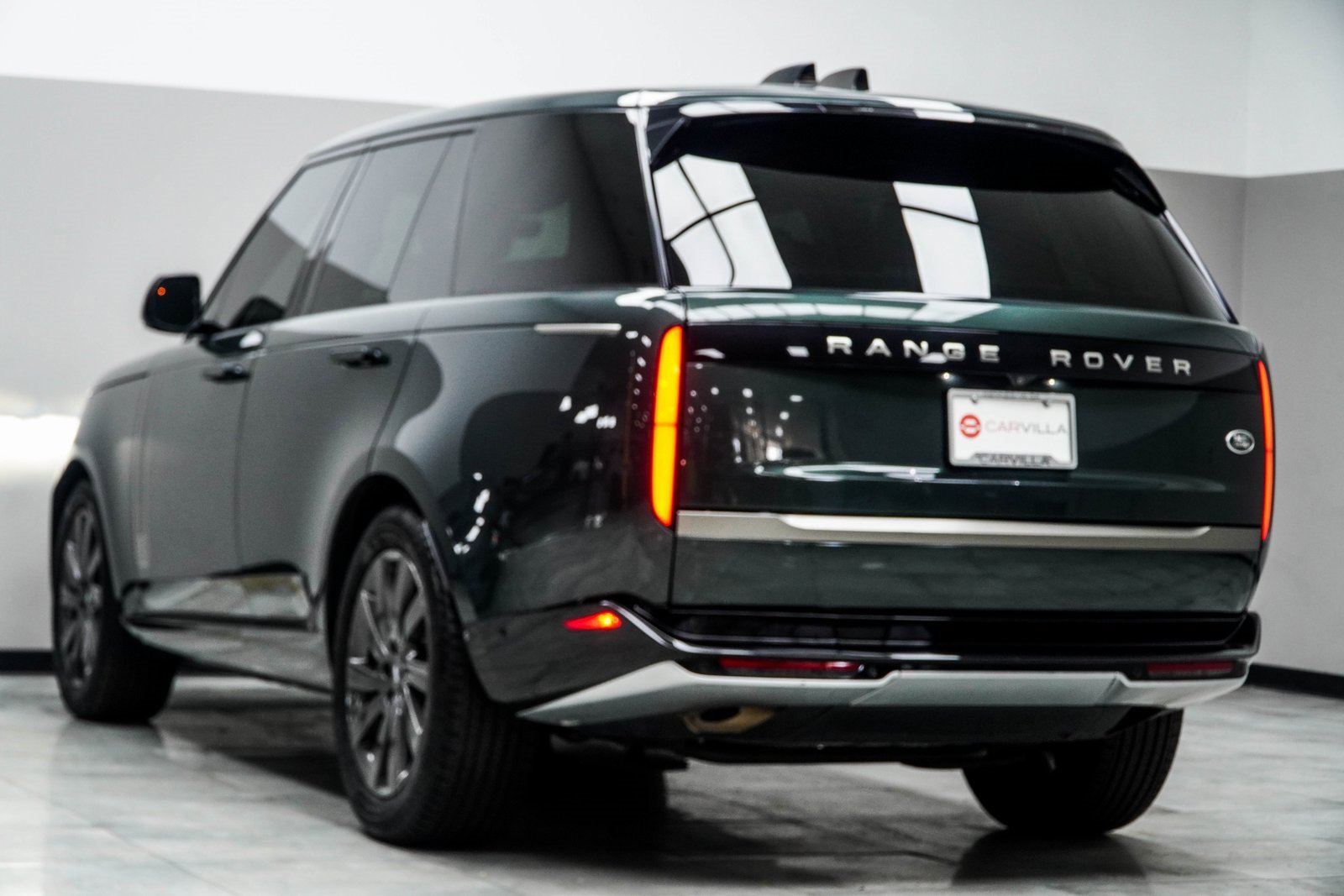 Used 2023 Land Rover Range Rover SE image 10