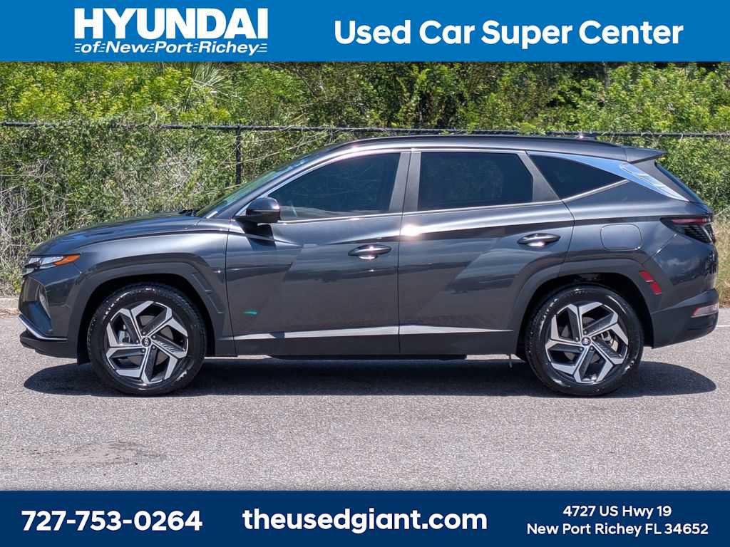 Used 2022 Hyundai Tucson SEL w/ Convenience Package FWD image 2