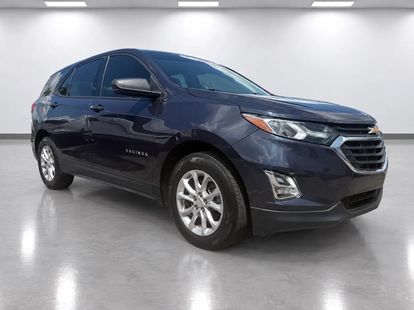 Used 2018 Chevrolet Equinox LS FWD image 3