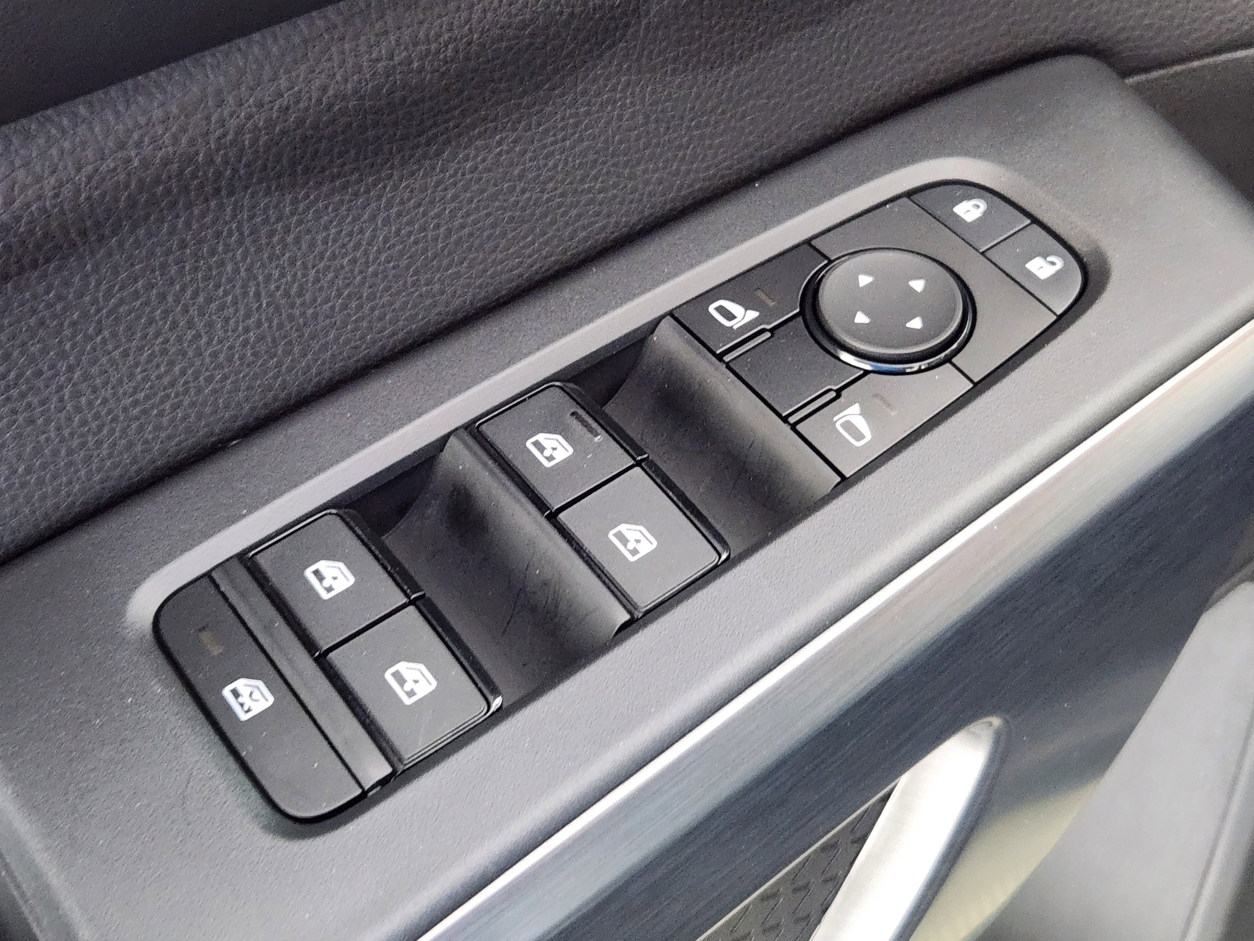 Used 2024 Nissan Pathfinder Rock Creek image 18