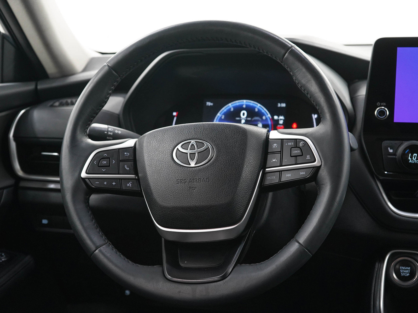 Used 2024 Toyota Grand Highlander AWD image 18