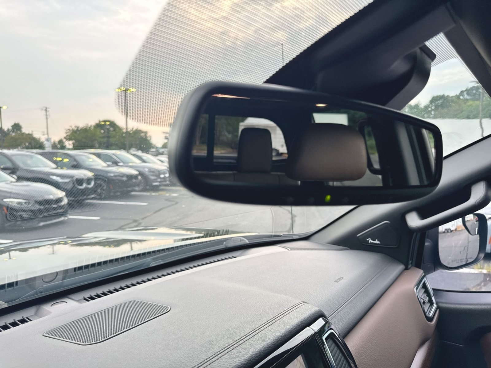 Used 2020 Nissan Titan Platinum Reserve w/ Moonroof Package RWD image 15