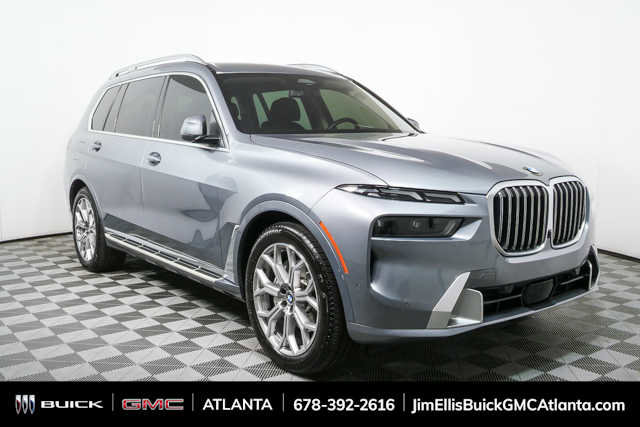 Used 2023 BMW X7 xDrive40i image 1
