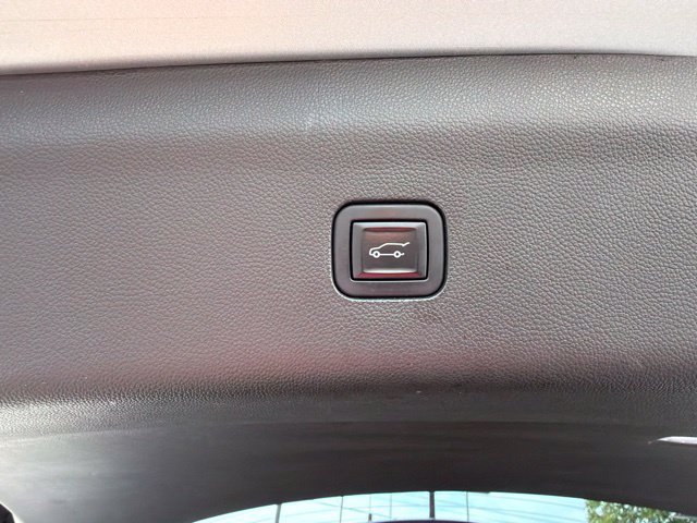 Certified 2022 Buick Enclave Essence FWD image 28