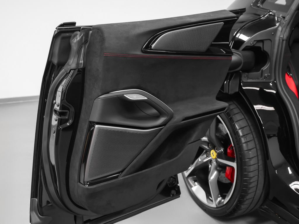 Certified 2025 Ferrari Purosangue AWD/4WD image 39