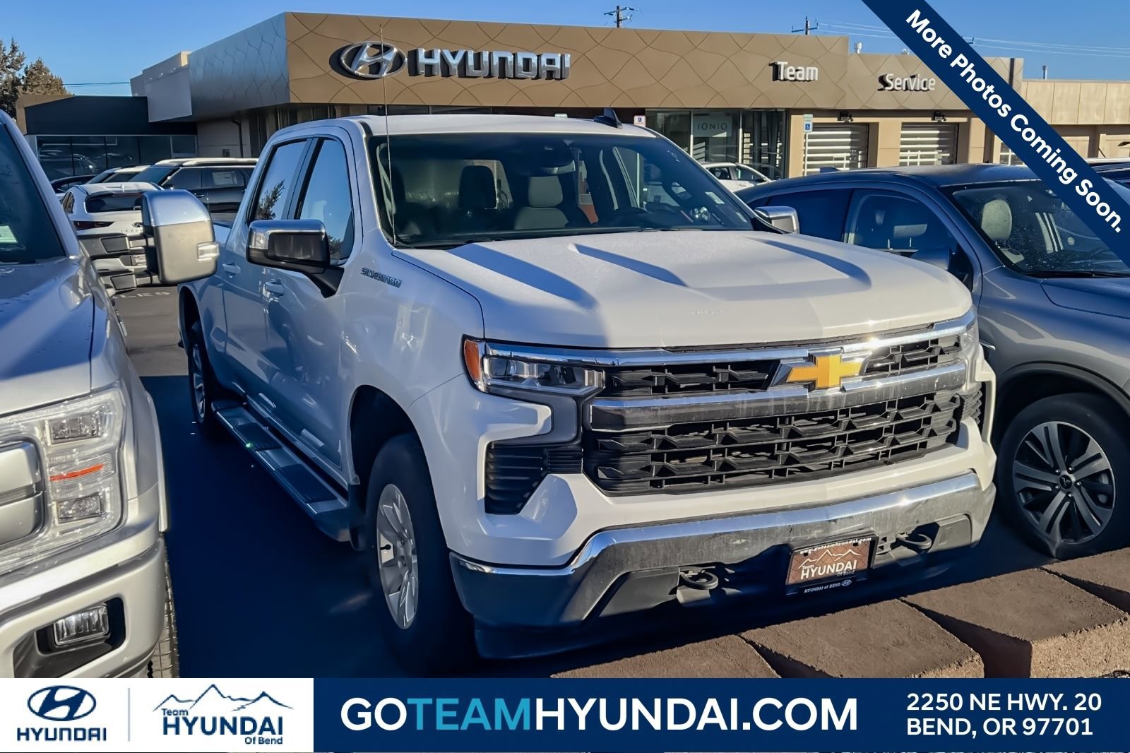 Used 2024 Chevrolet Silverado 1500 LT w/ Protection Package image 1