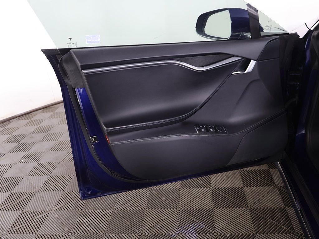 Used 2019 Tesla Model S P100D image 22