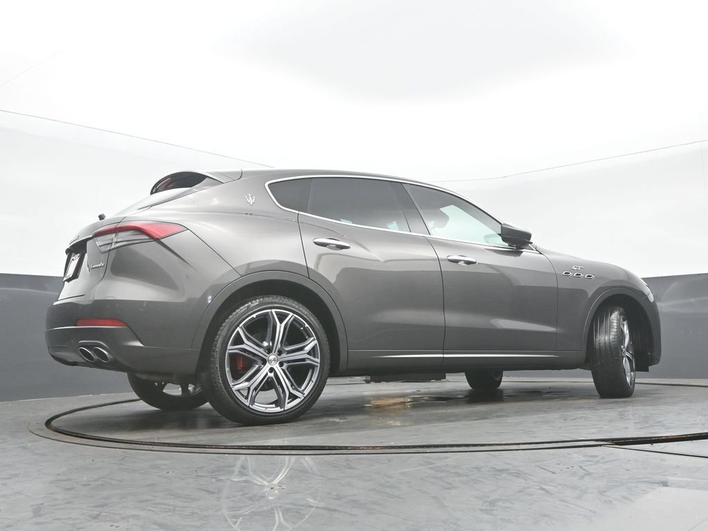 Used 2023 Maserati Levante GT AWD/4WD image 30