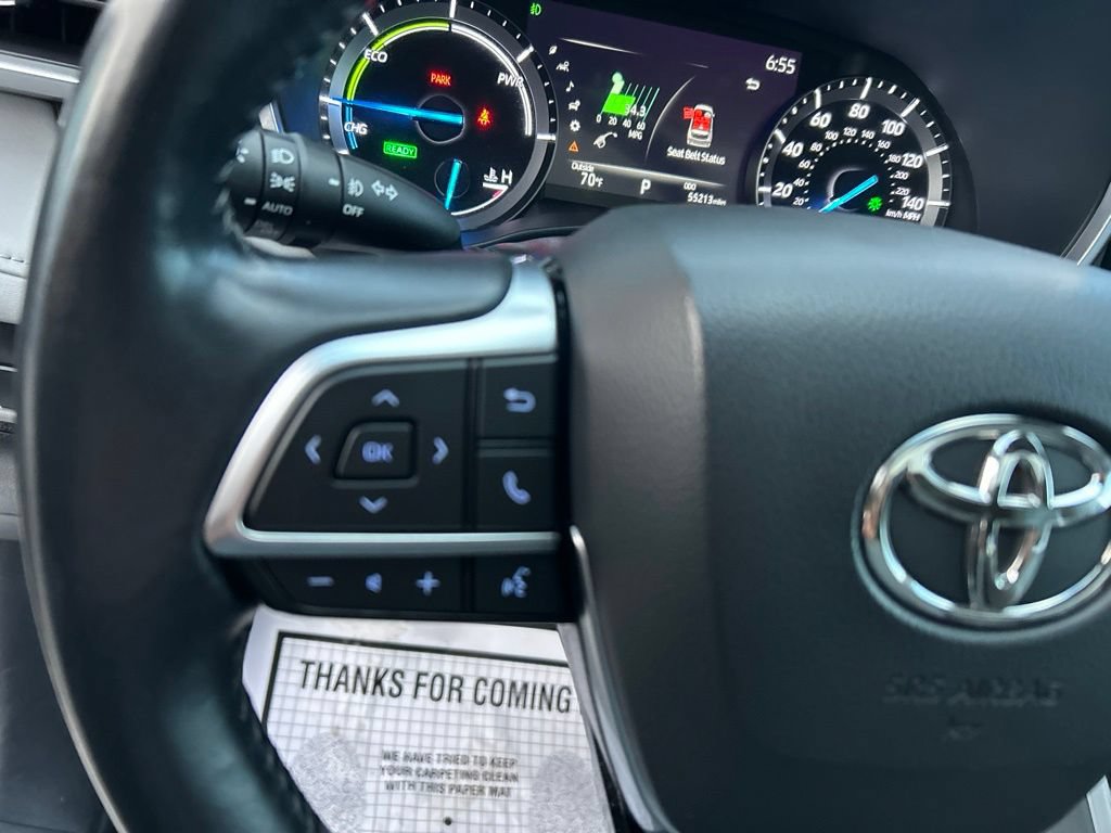 Used 2020 Toyota Highlander XLE AWD/4WD image 28