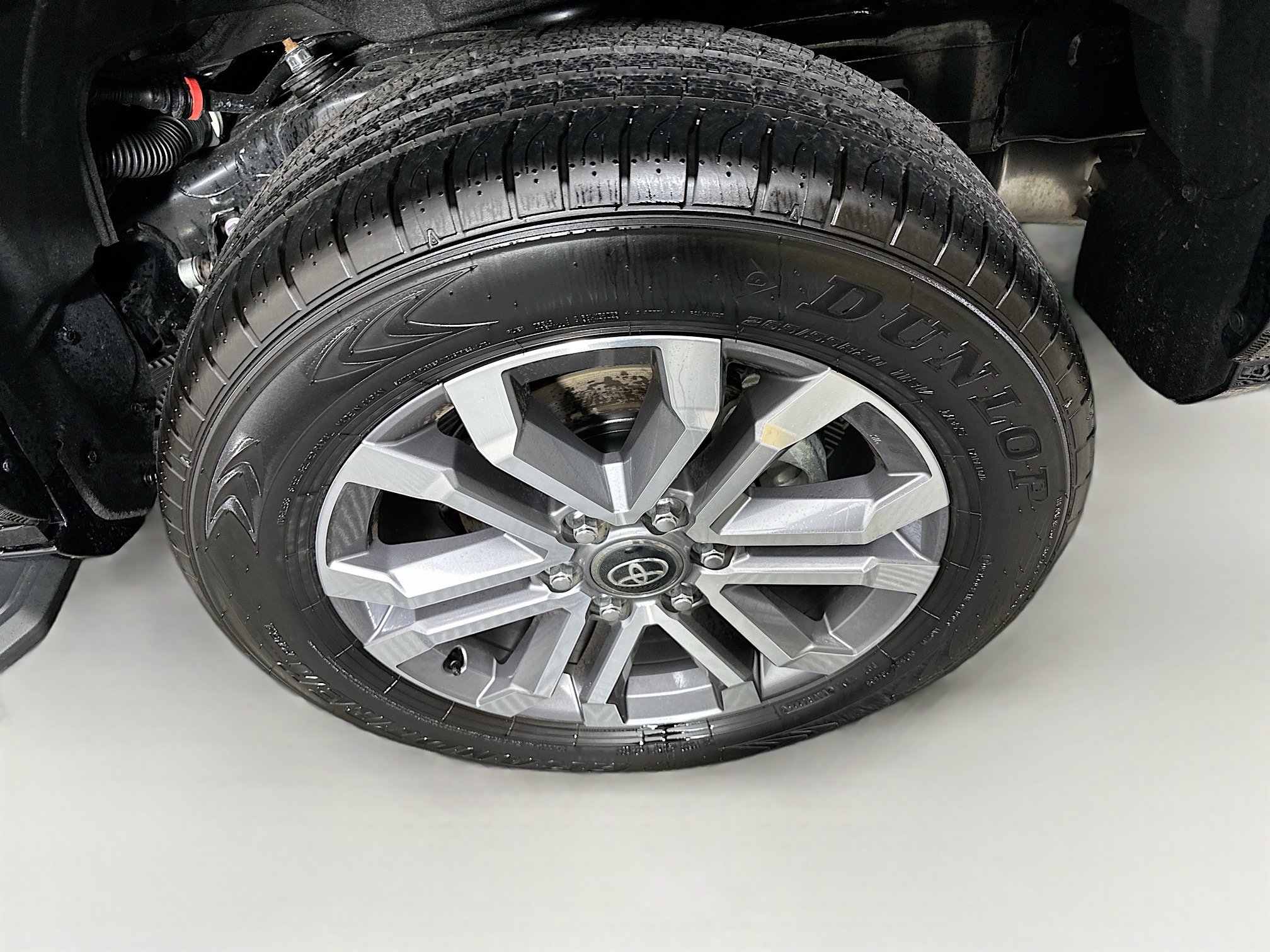 Used 2026 Toyota 4Runner Limited AWD/4WD image 11