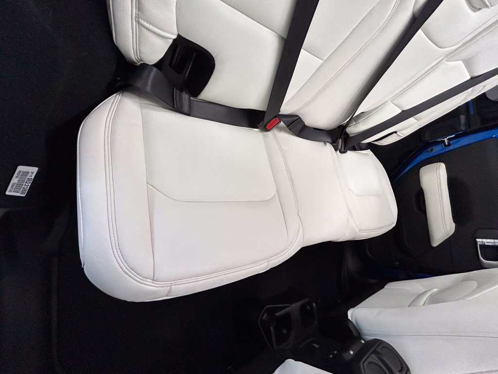Used 2024 Jeep Wrangler Unlimited Sahara AWD/4WD image 24