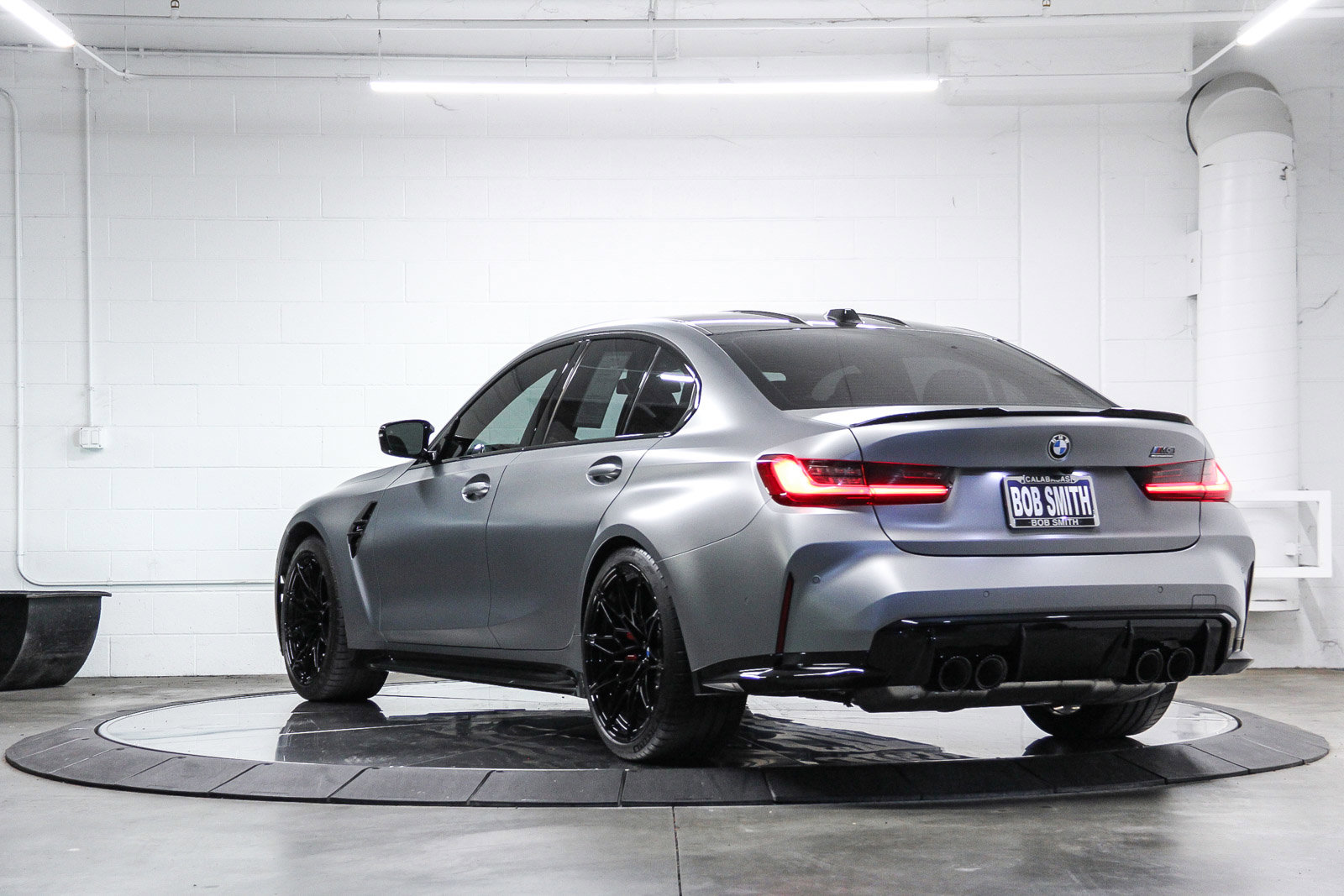 Used 2025 BMW M3 Competition w/ Executive Package image 4