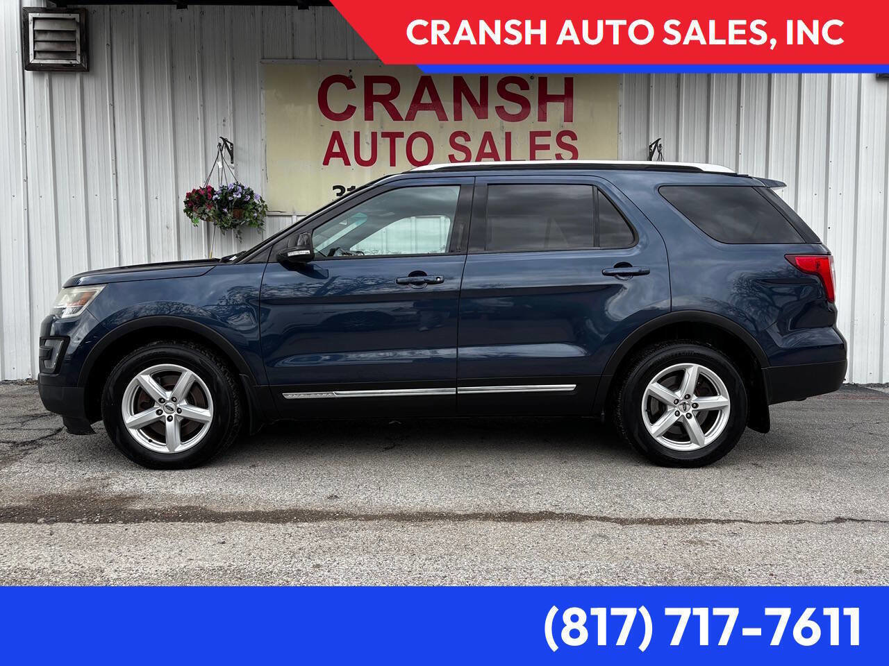 Used 2016 Ford Explorer XLT image 1