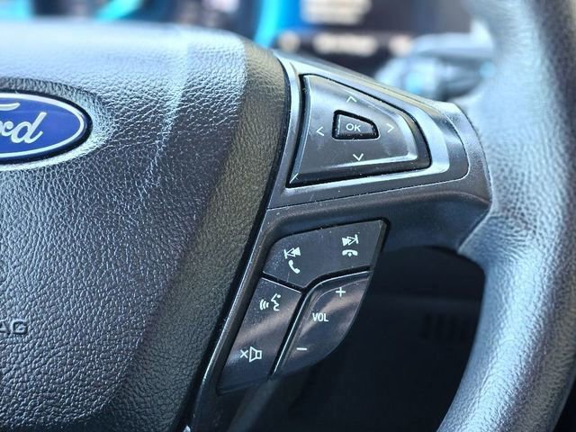 Used 2021 Ford Edge SE image 18