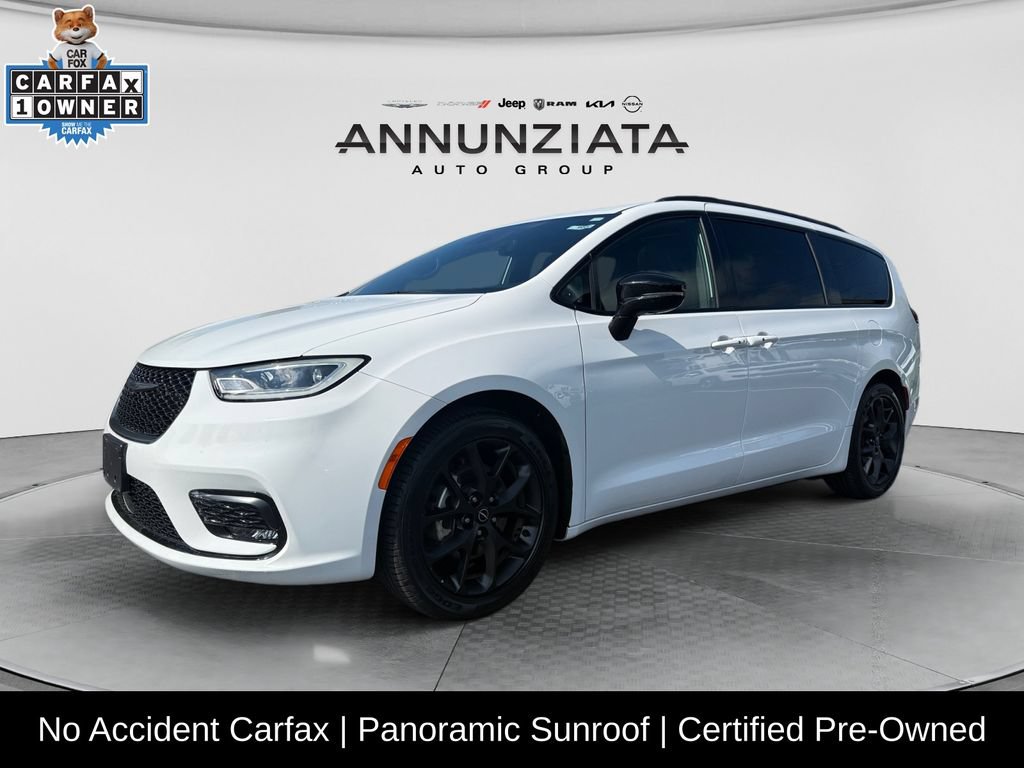 Used 2025 Chrysler Pacifica Limited