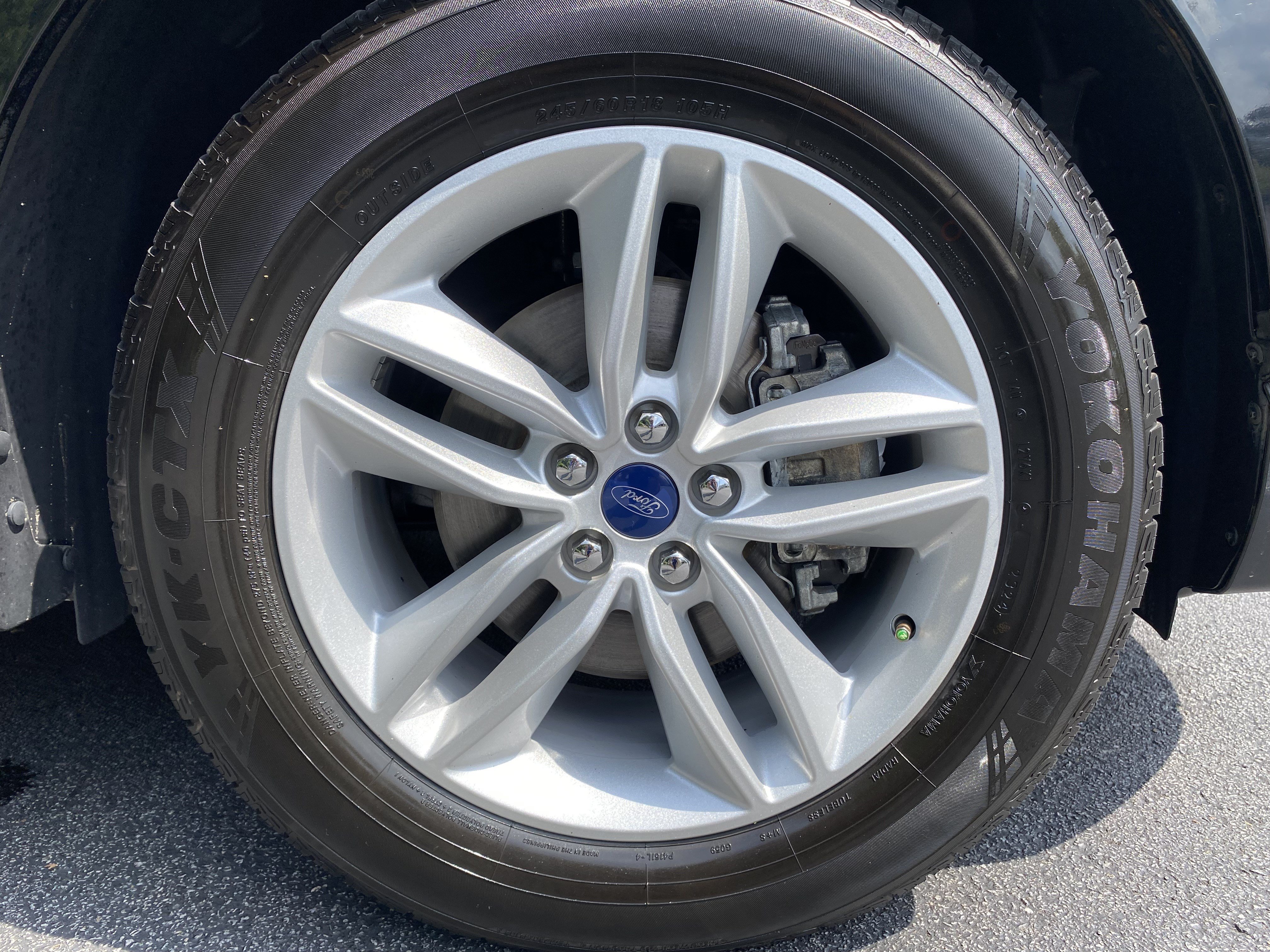 Used 2018 Ford Edge SEL FWD image 39