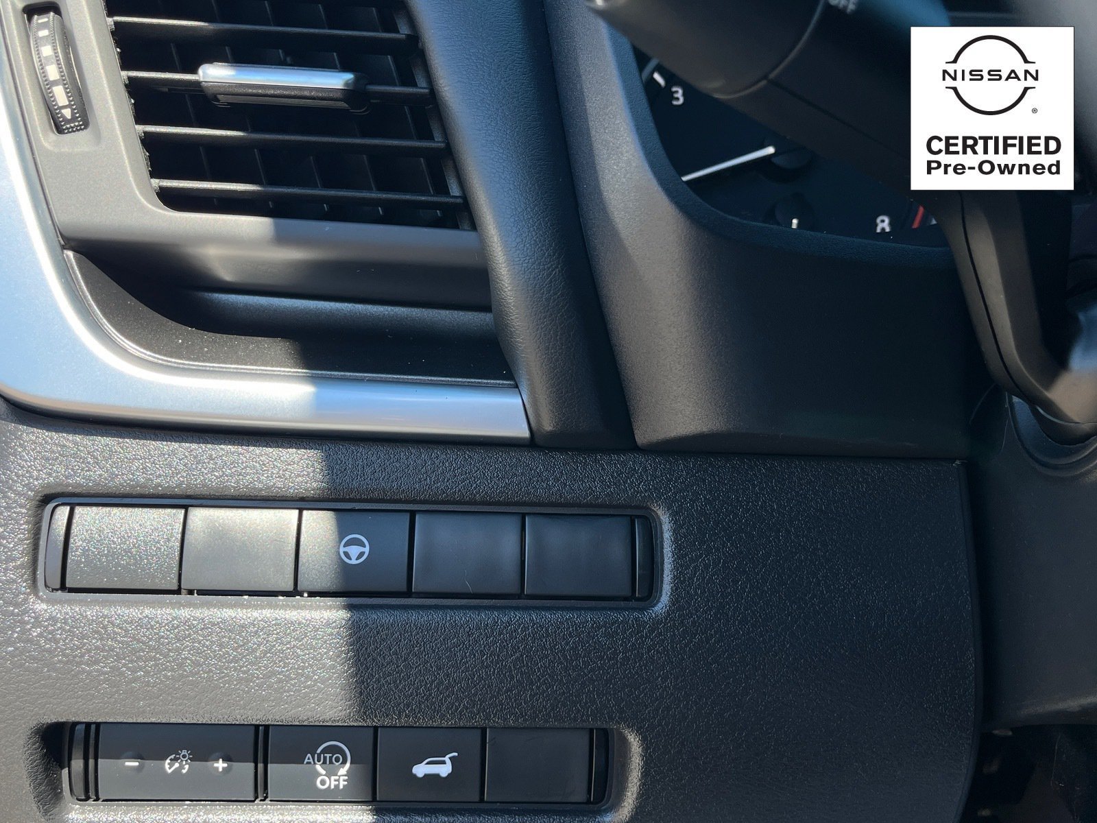 Certified 2023 Nissan Rogue SV w/ SV Premium B Package FWD image 29
