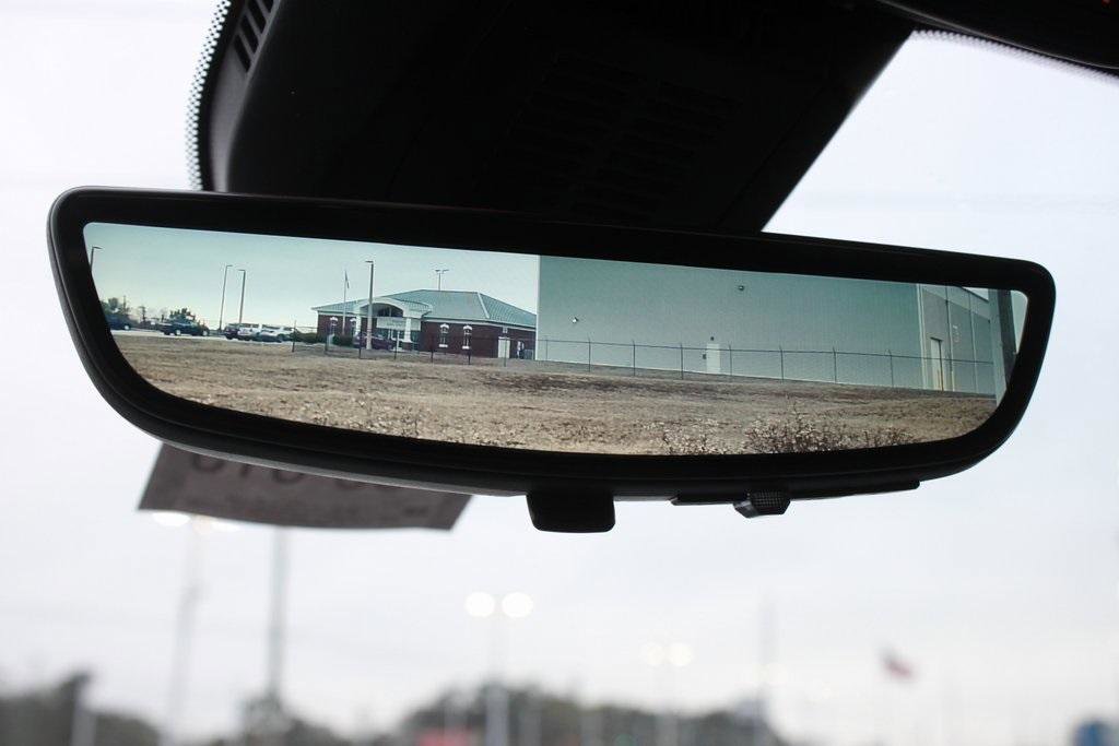 New 2026 Chevrolet Equinox LT w/ Convenience Package II image 15