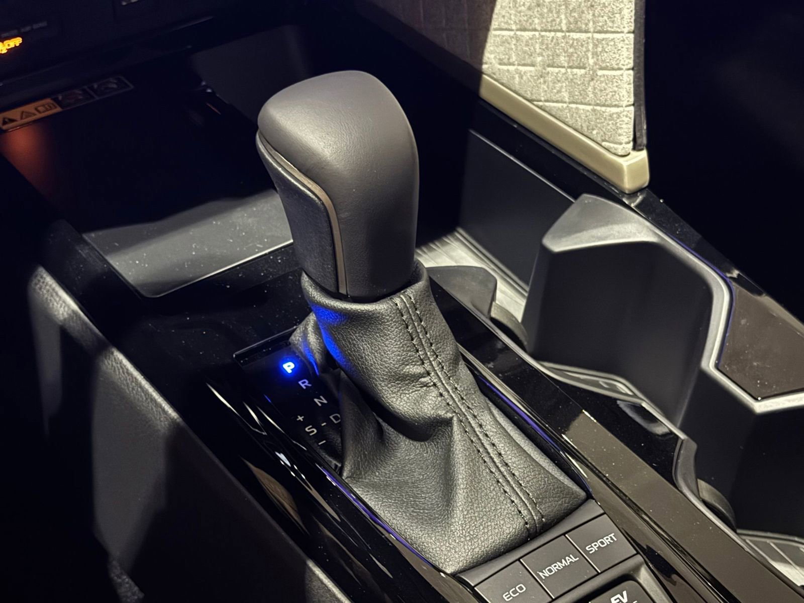 New 2026 Toyota Camry XLE AWD/4WD image 25