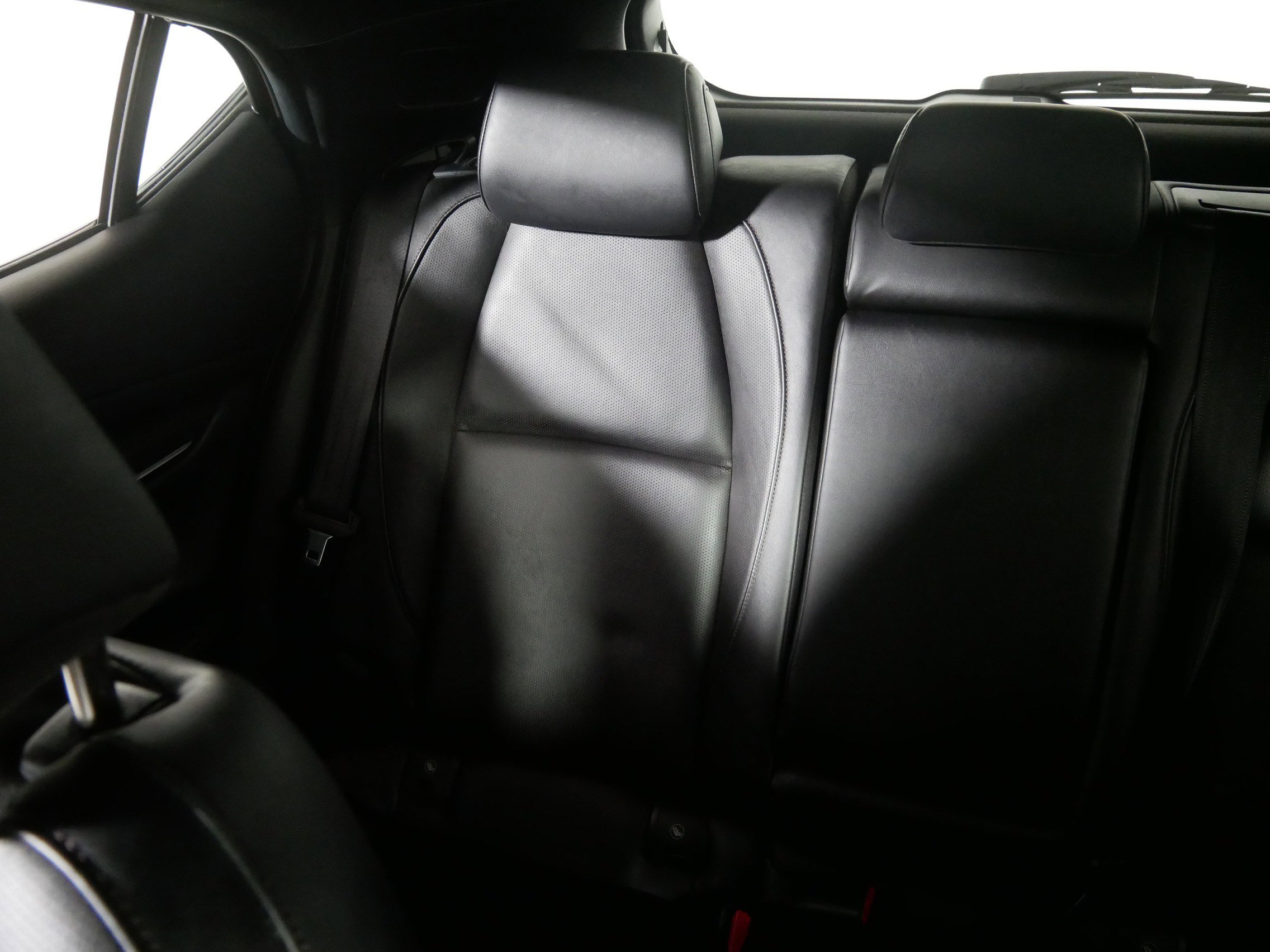 Used 2021 MAZDA MAZDA3 Hatchback w/Premium Plus Pkg image 12