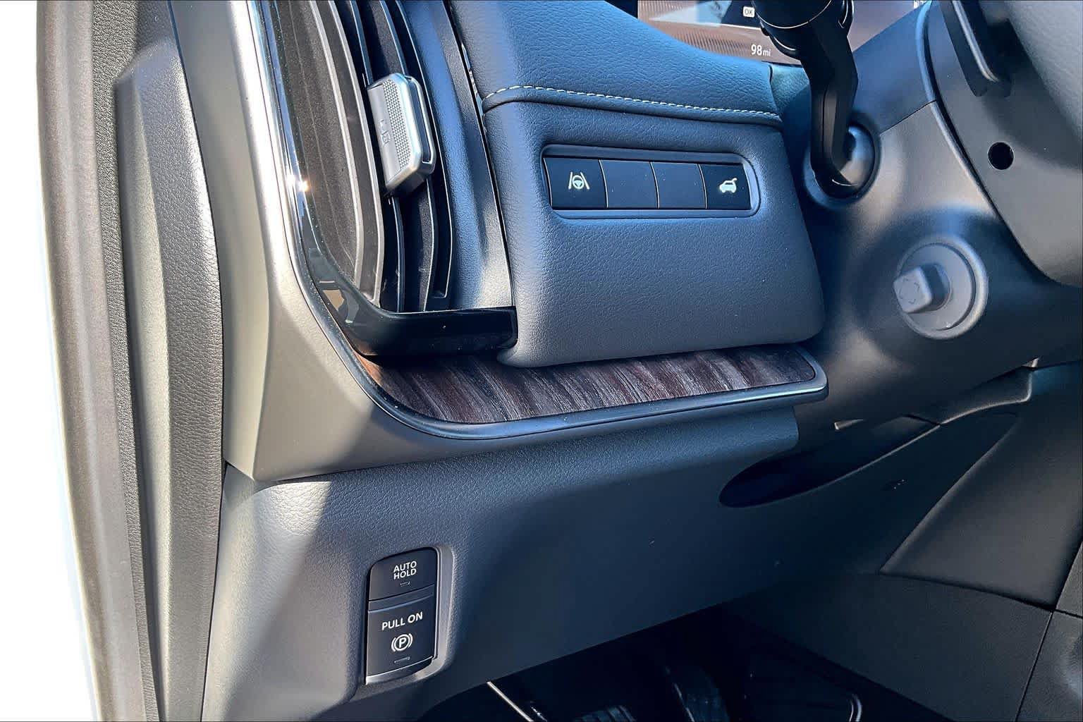 New 2026 Nissan Armada Platinum RWD image 15