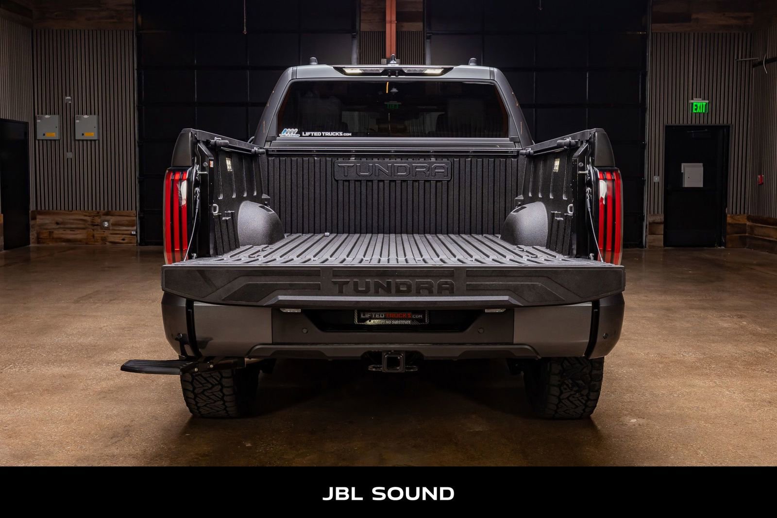 Used 2025 Toyota Tundra Platinum image 9