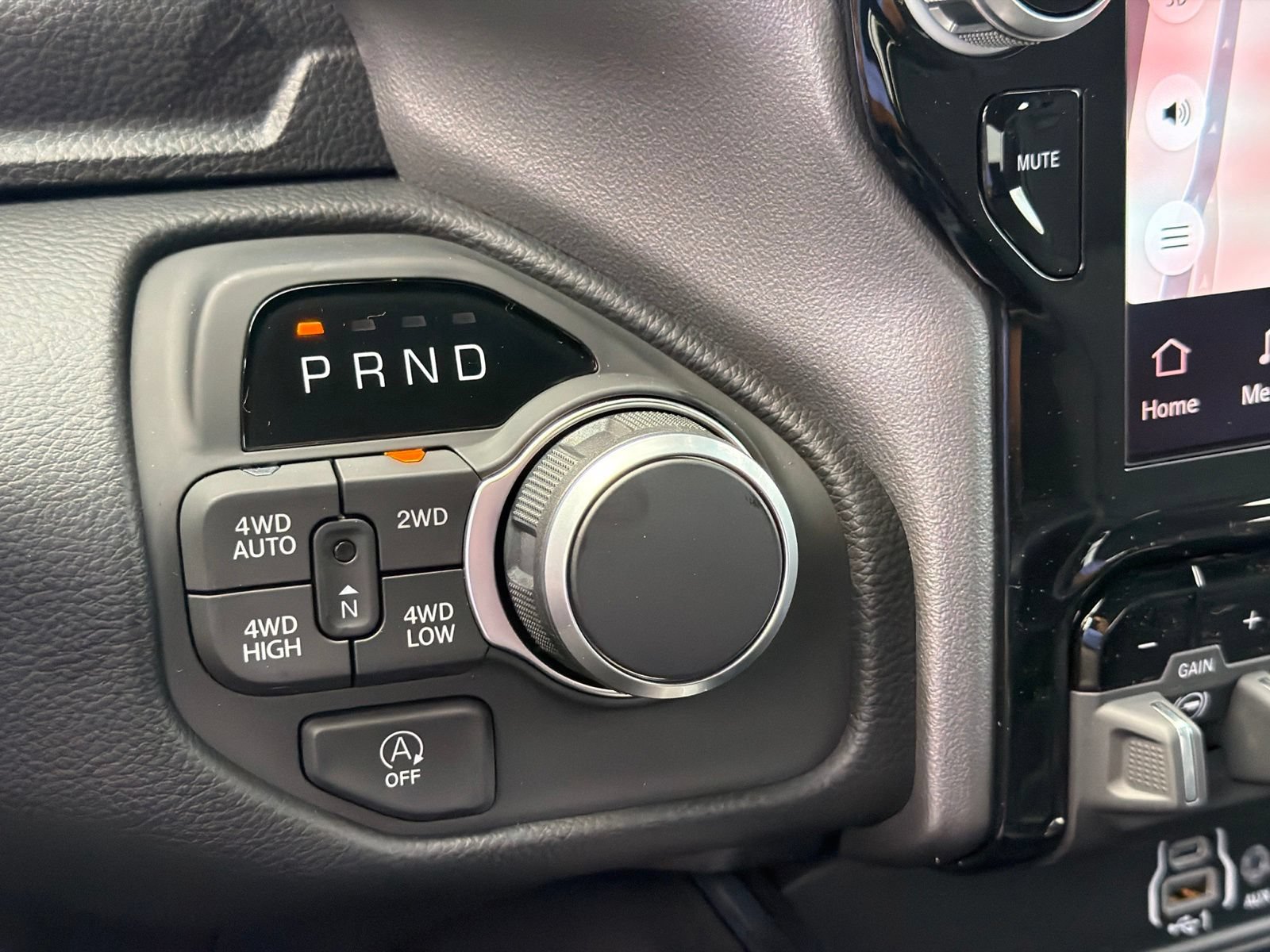 New 2027 RAM 1500 4x4 Crew Cab image 24