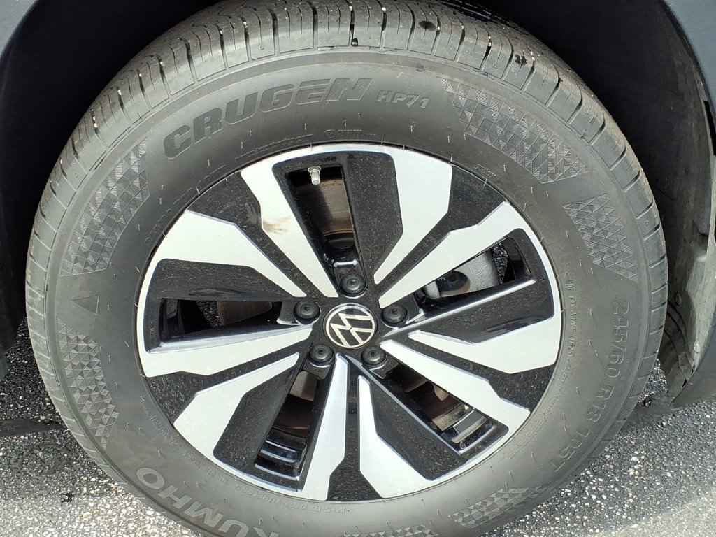 Used 2025 Volkswagen Atlas SE AWD/4WD image 18