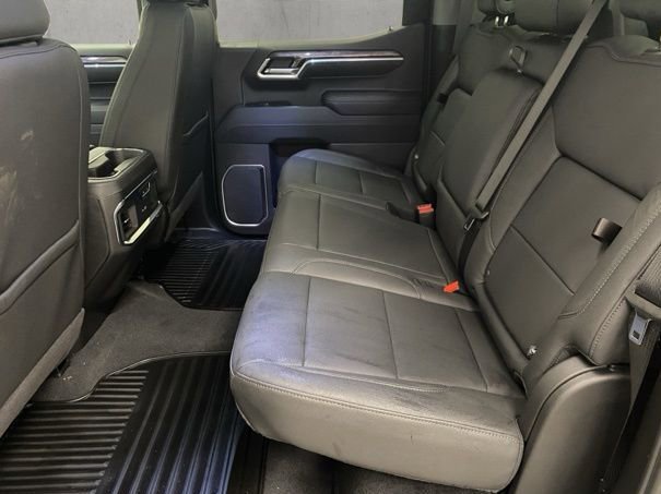 New 2026 Chevrolet Silverado 1500 LTZ w/ LTZ Convenience Package II AWD/4WD image 30