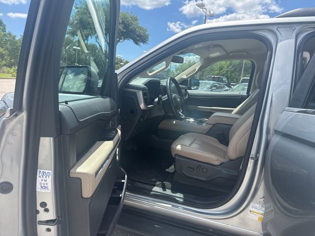 Certified 2024 Ford Expedition Max XLT RWD image 13