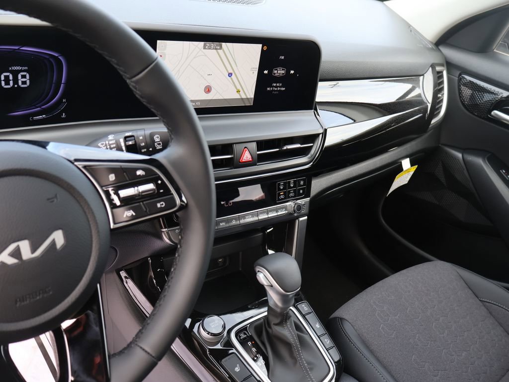 New 2026 Kia Seltos S AWD/4WD image 23