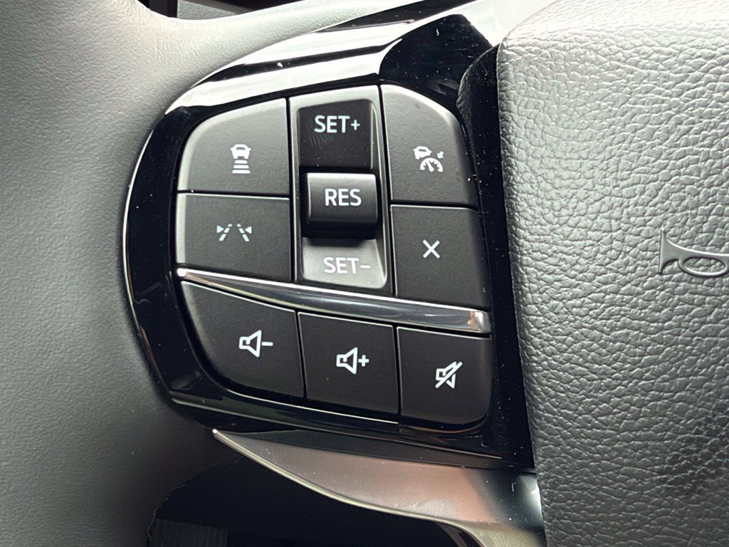 New 2027 Ford Explorer Platinum RWD image 23