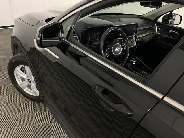 Used 2021 Kia Sorento LX image 37