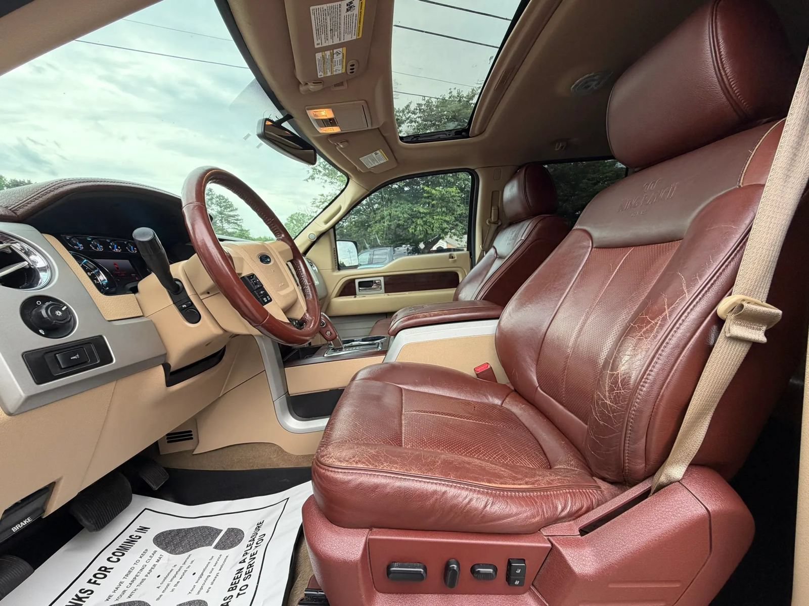 Used 2014 Ford F150 King Ranch w/ King Ranch Luxury Package AWD/4WD image 12