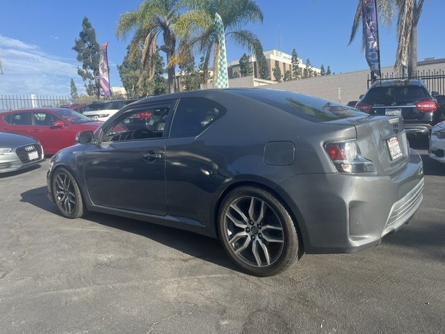 Used 2015 Scion tC FWD image 5