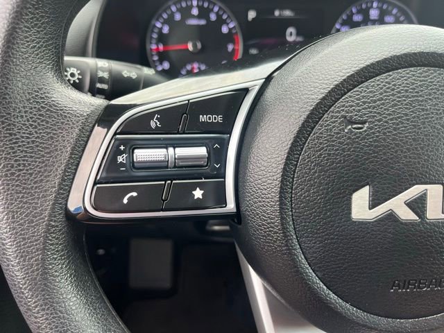 Used 2022 Kia Forte LXS image 19