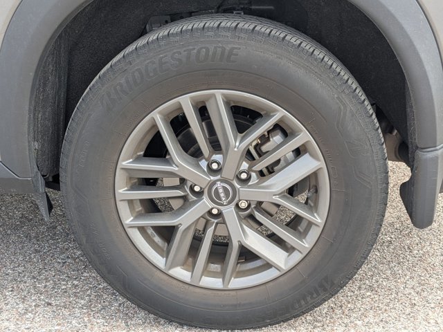 Used 2023 Nissan Rogue S image 10