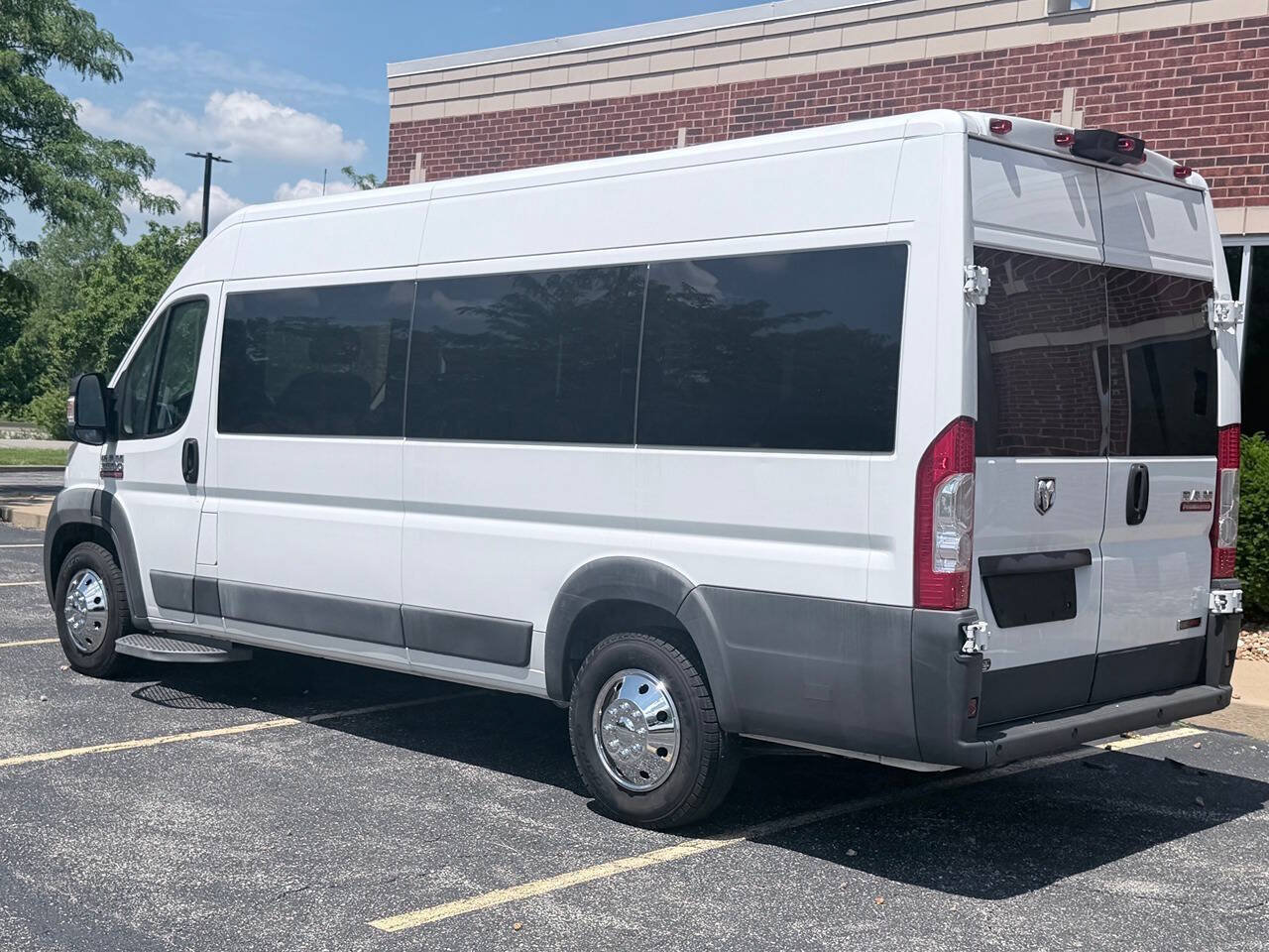 Used 2016 RAM ProMaster 3500 w/ Premium Appearance Group FWD image 10