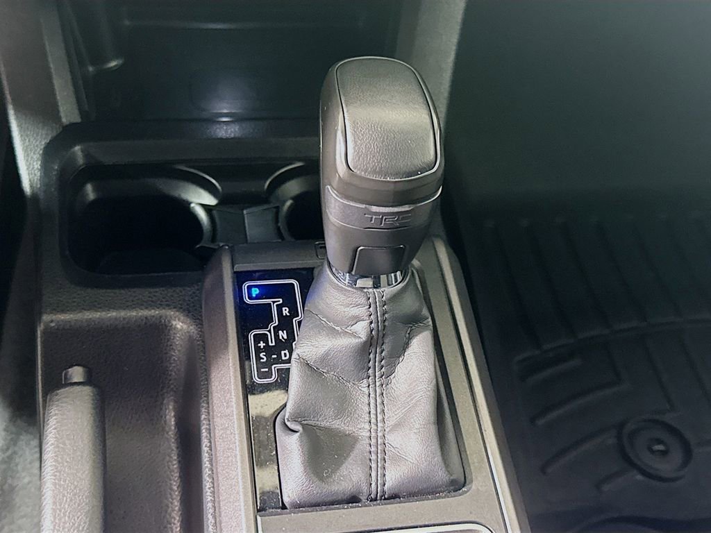 Used 2023 Toyota Tacoma TRD Sport AWD/4WD image 18