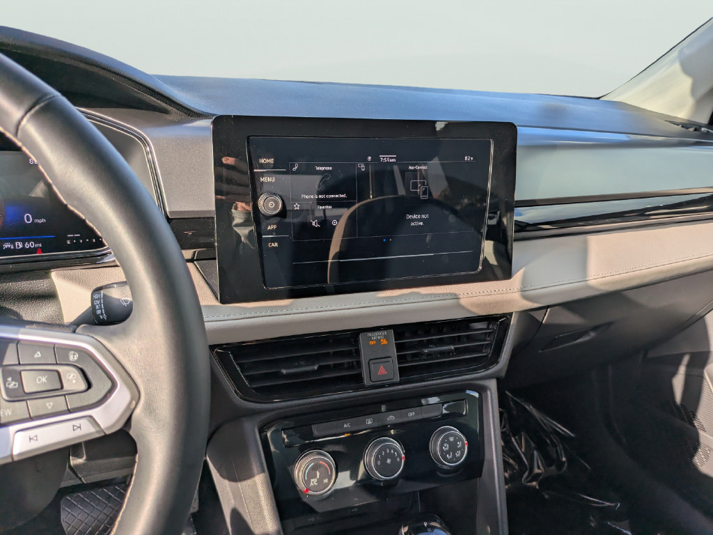 Certified 2025 Volkswagen Taos S FWD image 18
