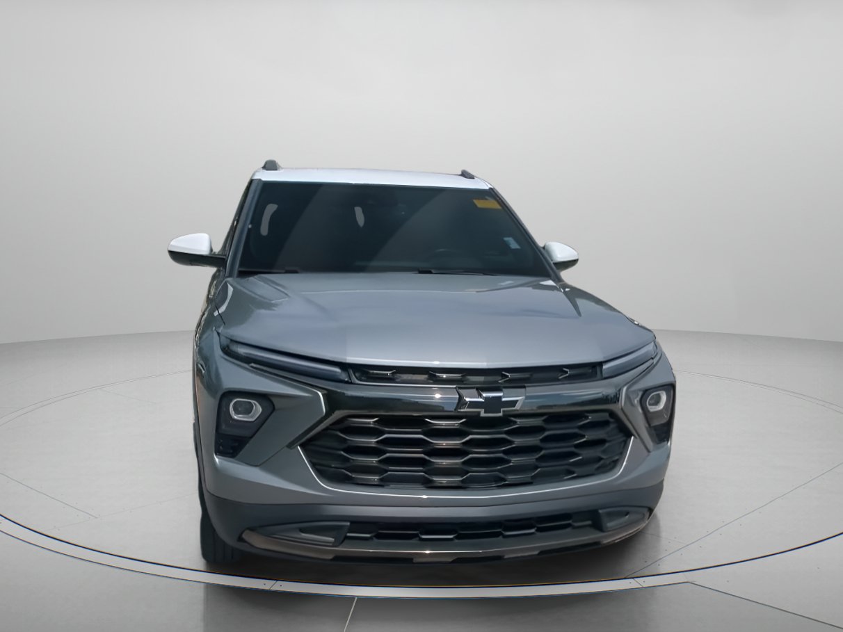 Used 2024 Chevrolet TrailBlazer ACTIV w/ Convenience Package AWD/4WD image 4