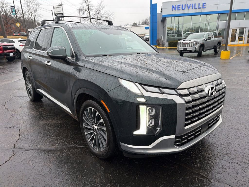 Used 2023 Hyundai Palisade Calligraphy image 1