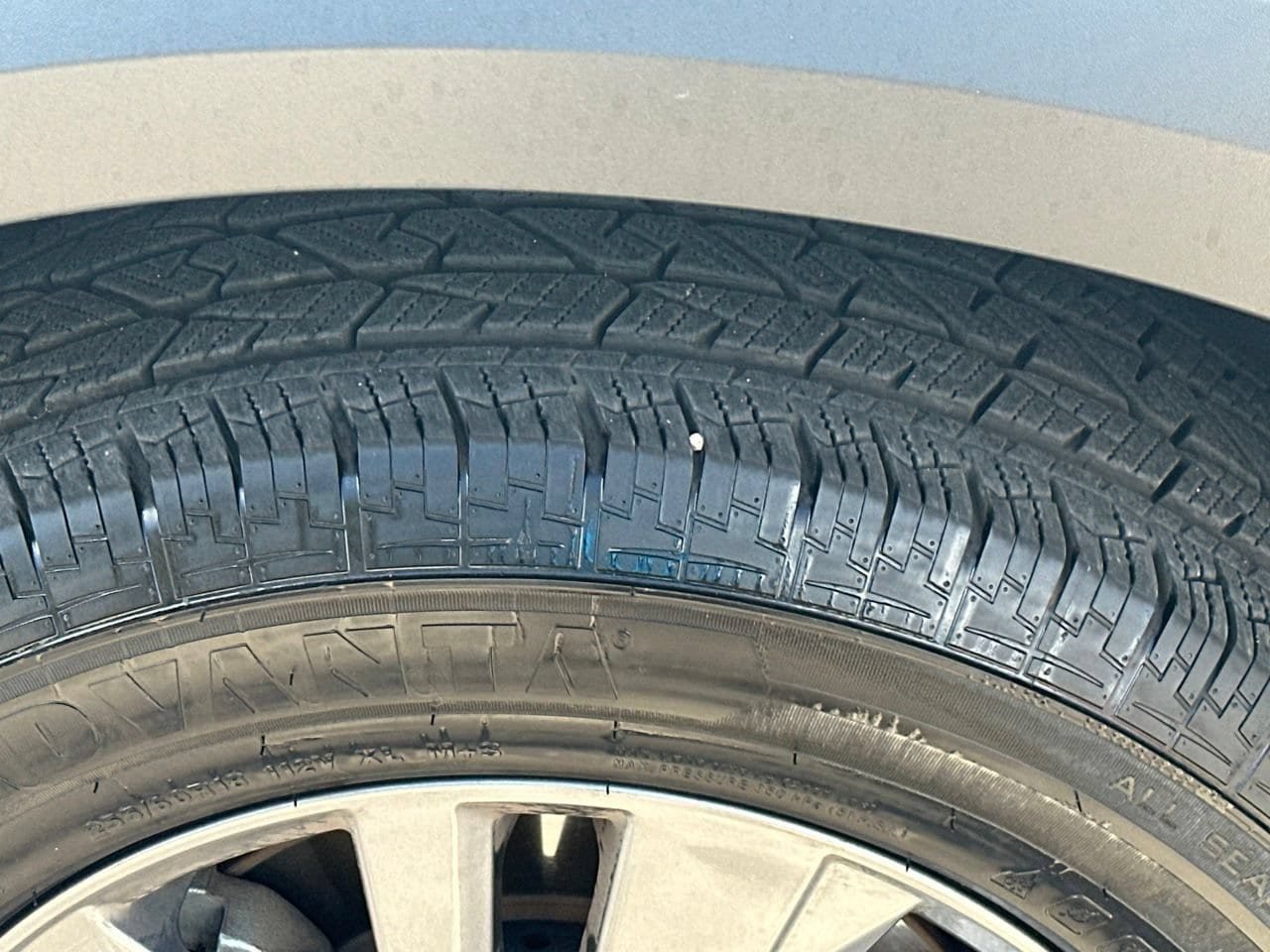 Used 2025 Nissan Pathfinder SV AWD/4WD image 25