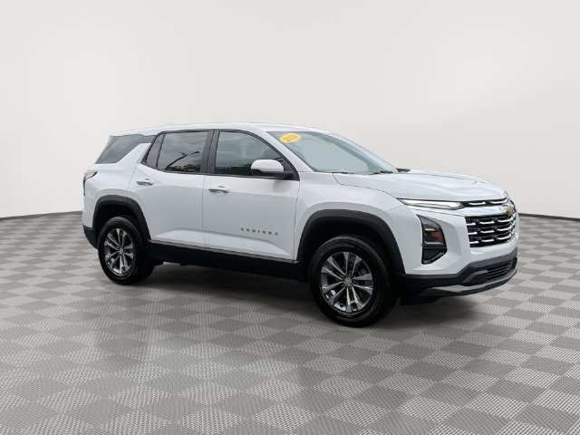 Certified 2026 Chevrolet Equinox LT FWD image 14