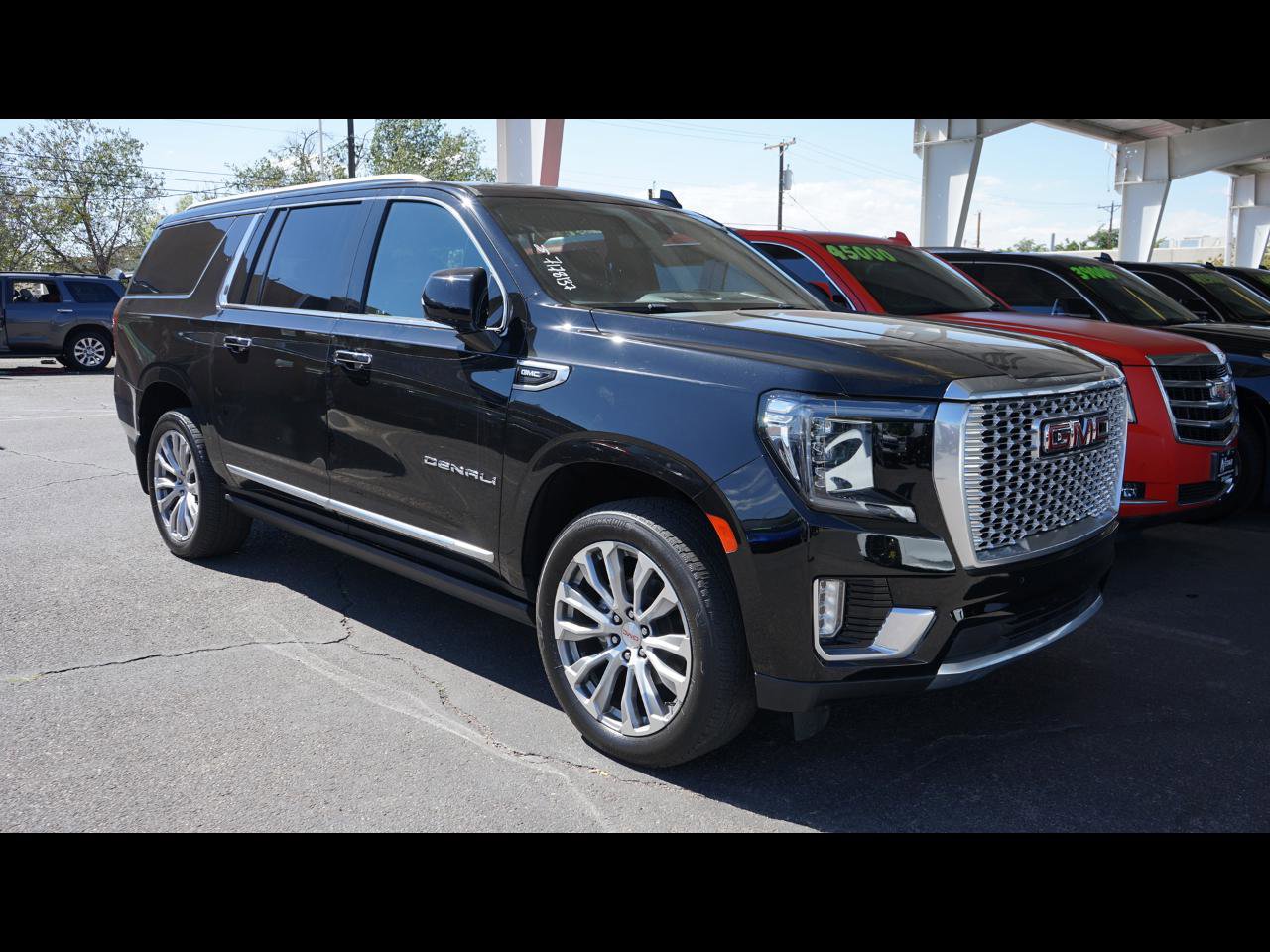 Used 2021 GMC Yukon XL Denali w/ Denali Premium Package