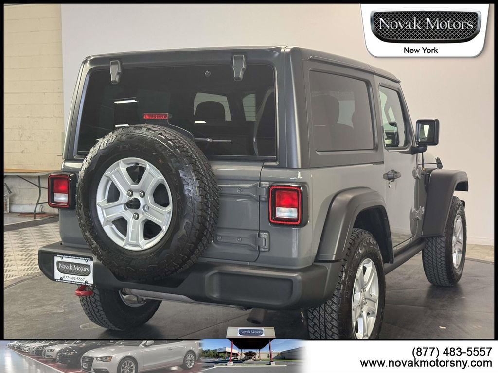 Used 2021 Jeep Wrangler Sport AWD/4WD image 11