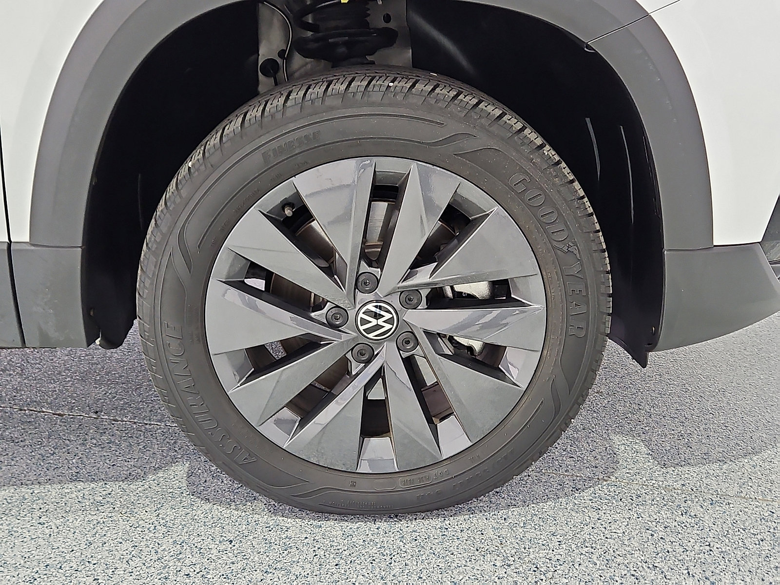 Certified 2023 Volkswagen Taos S FWD image 5