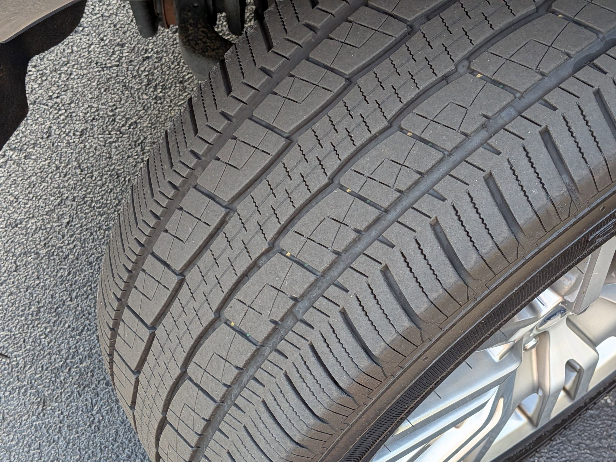 Used 2024 Ford Expedition Limited AWD/4WD image 12